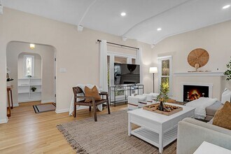 2148 Prosser Ave in Los Angeles, CA - Building Photo - Building Photo