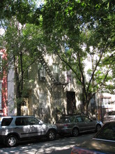 55 Saint Marks Pl in Brooklyn, NY - Foto de edificio - Building Photo