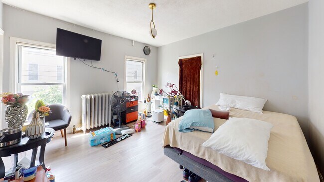 45 Morris St, Unit 2 in Boston, MA - Building Photo - Building Photo