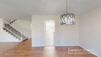 12015 Stone Gate Way in Los Angeles, CA - Building Photo - Building Photo