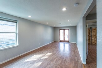 1104 1st St in Galena Park, TX - Building Photo - Building Photo