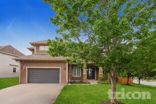 16885 W 161st Terrace in Olathe, KS - Building Photo