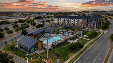 Lantana at Round Rock in Round Rock, TX - Building Photo - Building Photo