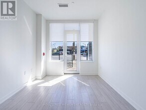 556-556 Marlee Ave in Toronto, ON - Building Photo - Building Photo