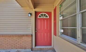 6326 Guadalupe St in Houston, TX - Building Photo - Building Photo