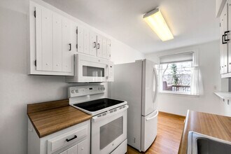 214 Bridge St in Drexel Hill, PA - Building Photo - Building Photo