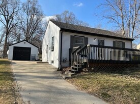 5727 Washington Ave in Des Moines, IA - Building Photo