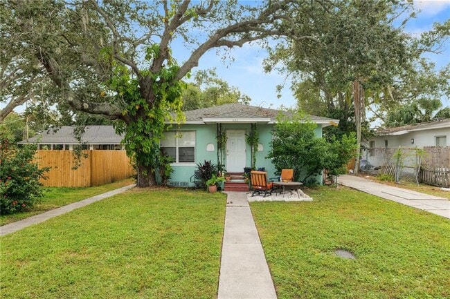 property at 832 20th Ave S
