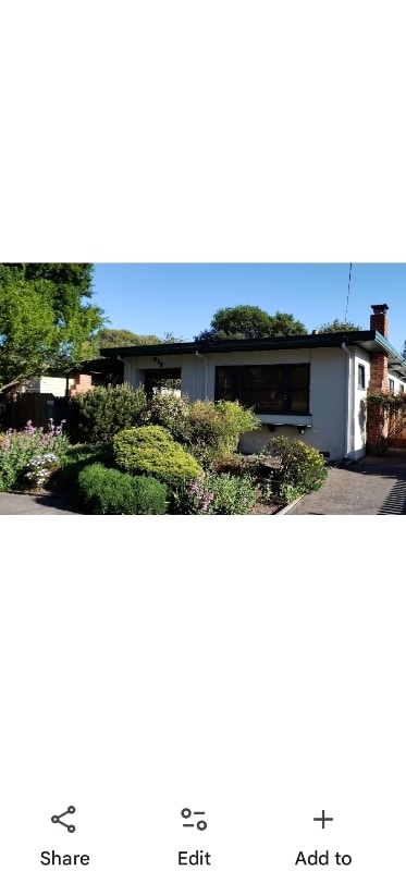 property at 412 Lincoln St