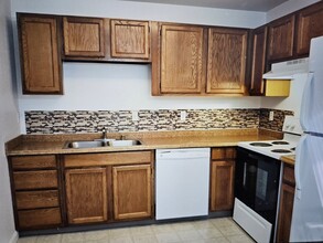 1001 E Northstar Cir, Unit 3 in Wasilla, AK - Building Photo - Building Photo