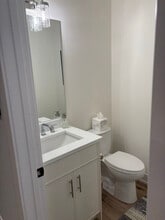 3341 N Sheffield Ave in Chicago, IL - Foto de edificio - Building Photo