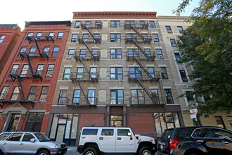 240 E 119th St in New York, NY - Foto de edificio - Building Photo