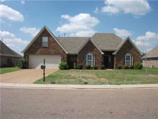 property at 35 Mulberry Cove