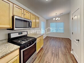 7884 W Mural Hill Dr in Tucson, AZ - Foto de edificio - Building Photo