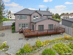 9505 E Spring Creek Cir in Palmer, AK - Building Photo - Building Photo