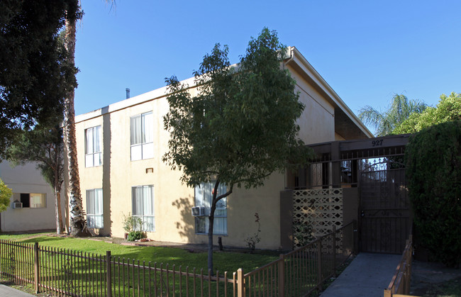 927 S Citron St in Anaheim, CA - Building Photo - Building Photo