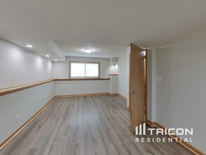 13078 Glenhurst Ave in Savage, MN - Building Photo - Building Photo
