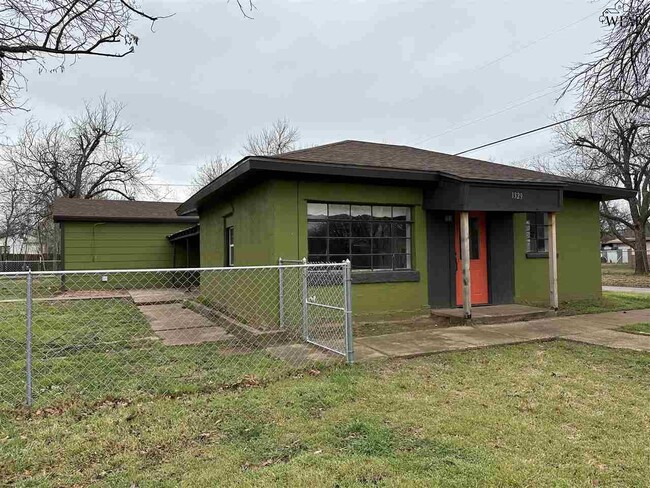 1329 34th St in Wichita Falls, TX - Building Photo - Building Photo