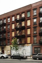 243 E 2nd St in New York, NY - Building Photo