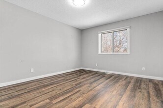 6832 76th Ave N in Minneapolis, MN - Building Photo - Building Photo