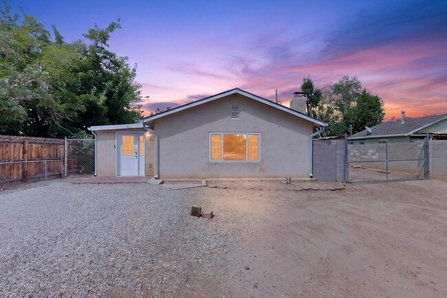 property at 823 San Lorenzo Ave NW