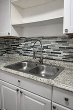 20110 Northlawn St in Detroit, MI - Building Photo - Building Photo