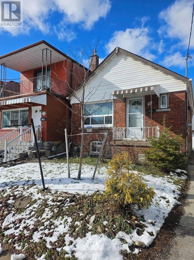 property at 32 Belgravia Ave