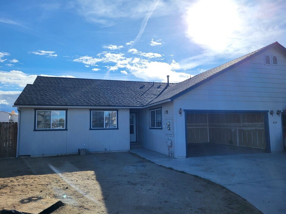 848 Cabernet Ct in Gardnerville, NV - Building Photo