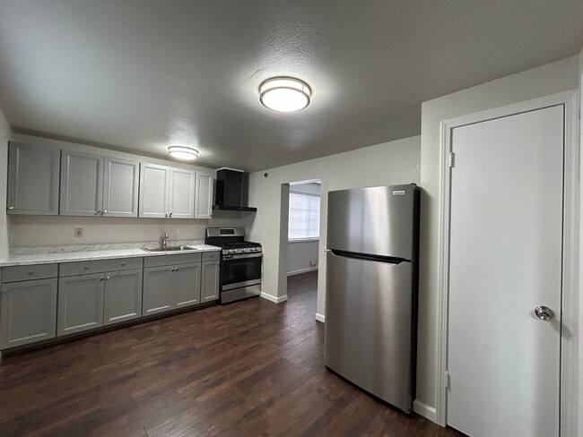 431 W 7th St in Chico, CA - Building Photo - Building Photo