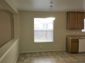 6806 Caribou Creek in San Antonio, TX - Building Photo - Building Photo