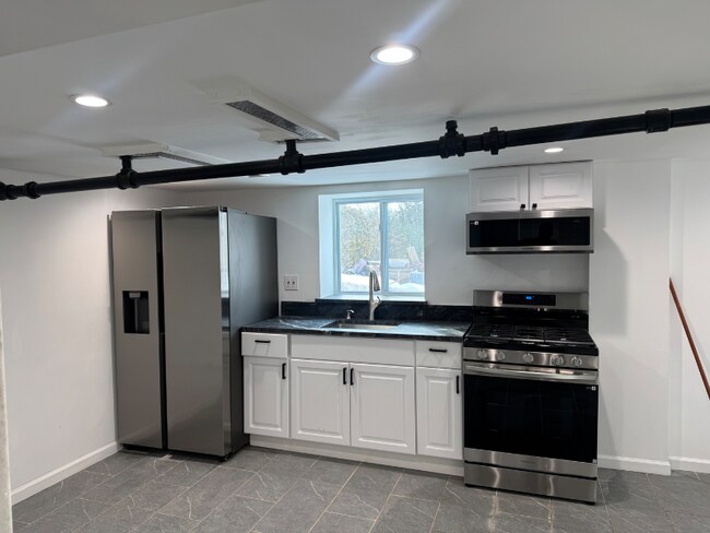 9 Lawrence Ave in White Plains, NY - Foto de edificio - Building Photo