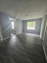 4341 11th St in Rock Island, IL - Building Photo - Building Photo