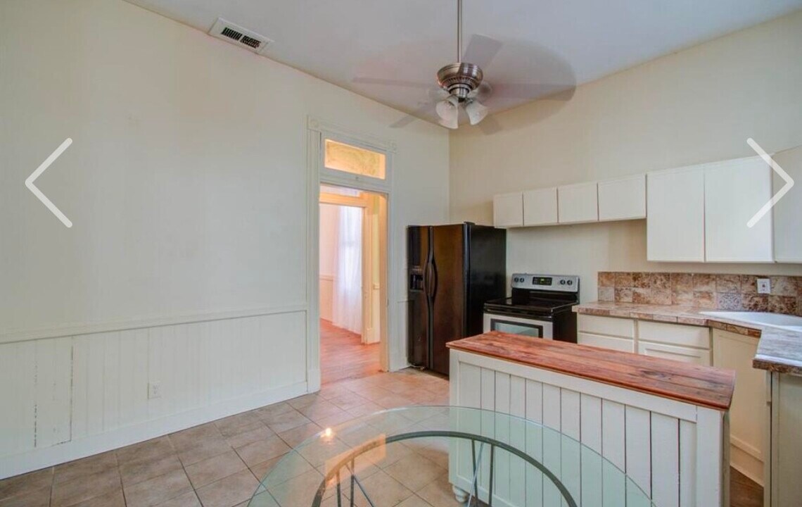 2814 Avenue O 1/2 in Galveston, TX - Foto de edificio