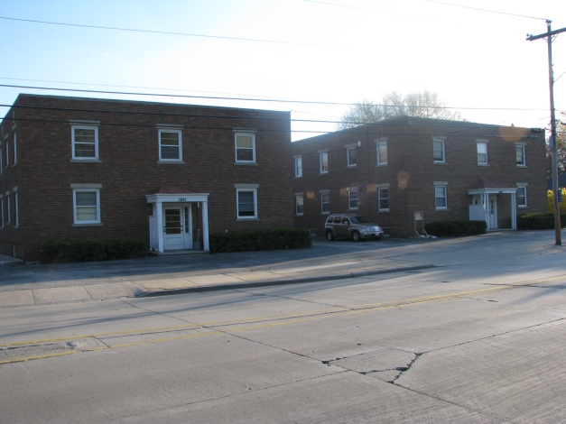 Deckner Ave Apartments in Green Bay, WI - Building Photo