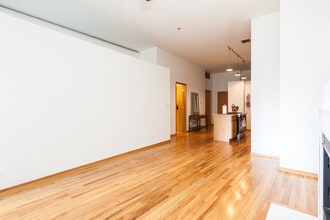 910 S Michigan Ave, Unit 618 in Chicago, IL - Foto de edificio - Building Photo