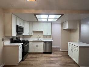 6130 Thornwood Dr in Loomis, CA - Building Photo - Building Photo