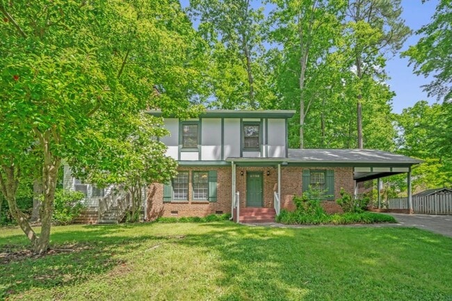 property at 1404 Coral Ct