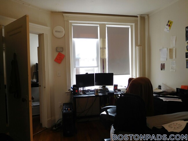 1175 Boylston St in Boston, MA - Building Photo - Building Photo
