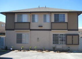 Bostonia Highland Townhomes in El Cajon, CA - Building Photo