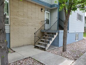 1104 Ponderosa Dr in Fort Collins, CO - Building Photo - Building Photo