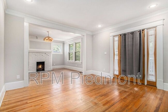 493 Robinson Ave SE in Atlanta, GA - Building Photo - Building Photo