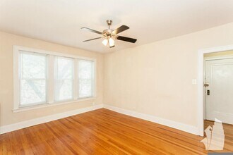 1921 W Winona St in Chicago, IL - Building Photo - Building Photo