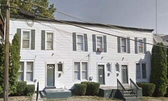 508 W Pleasant St in Freeport, IL - Building Photo