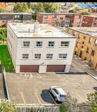 2422 Keele St in Toronto, ON - Building Photo - Building Photo