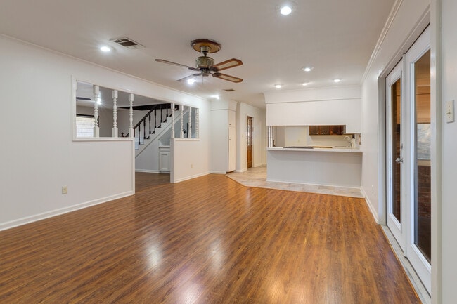 113 Aberdeen Dr in Lafayette, LA - Building Photo - Building Photo