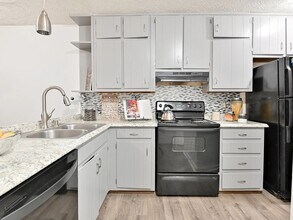 123 Curtis Rd in Lawrenceville, GA - Building Photo - Building Photo