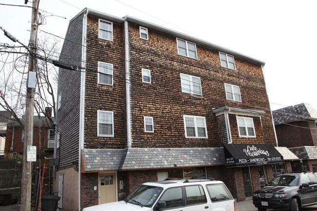 21 Bessom St in Marblehead, MA - Building Photo - Building Photo