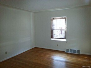 1928 Bacon Ave in Berkley, MI - Building Photo - Building Photo