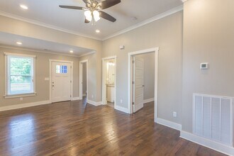 1008 Fairview Ave in Chattanooga, TN - Building Photo - Building Photo