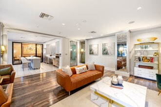 Terrena Apartment Homes in Northridge, CA - Foto de edificio - Interior Photo